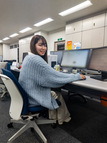 田中　穂乃里　2021年入社