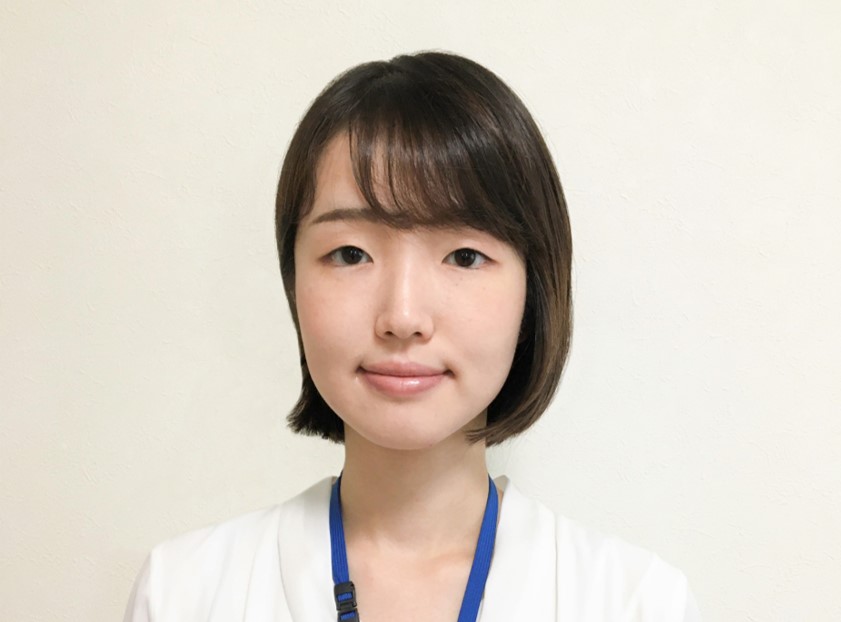 慶應義塾大学　環境情報学部卒