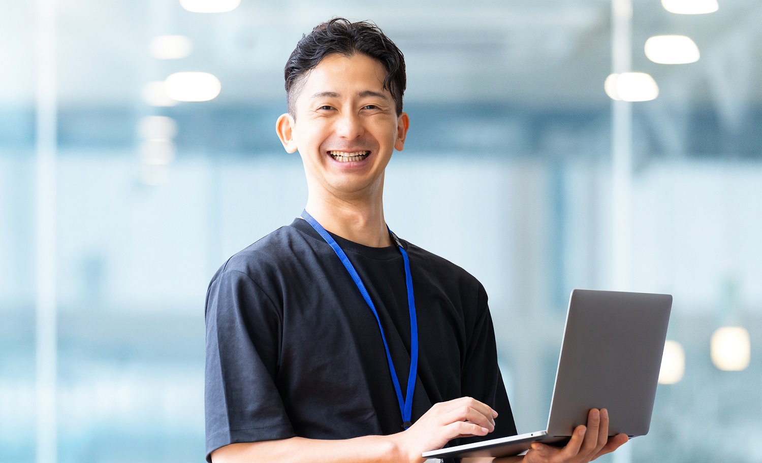 AC画像_エンジニア2