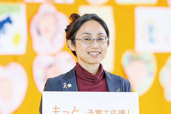 厚生労働省（総合職）<br>安里 賀奈子