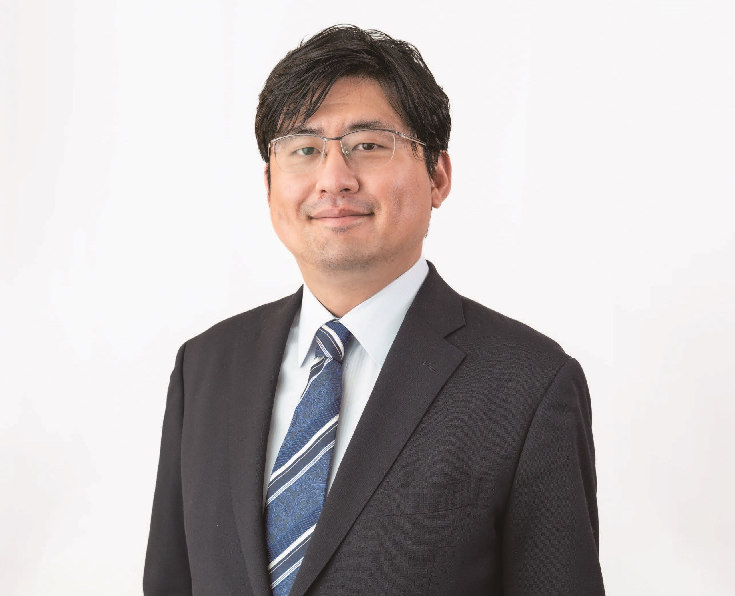 長官官房総務課政策調整委員 兼 国会連絡室長（取材当時）　平成21年度採用