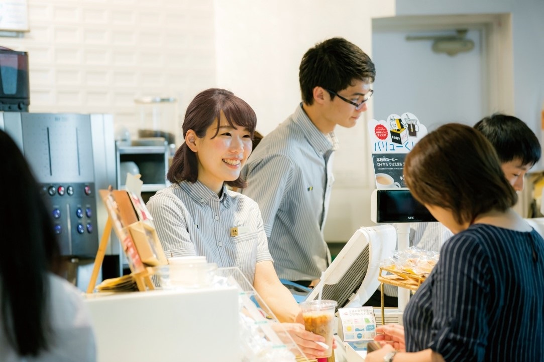 ドトールコーヒーショップ　店長