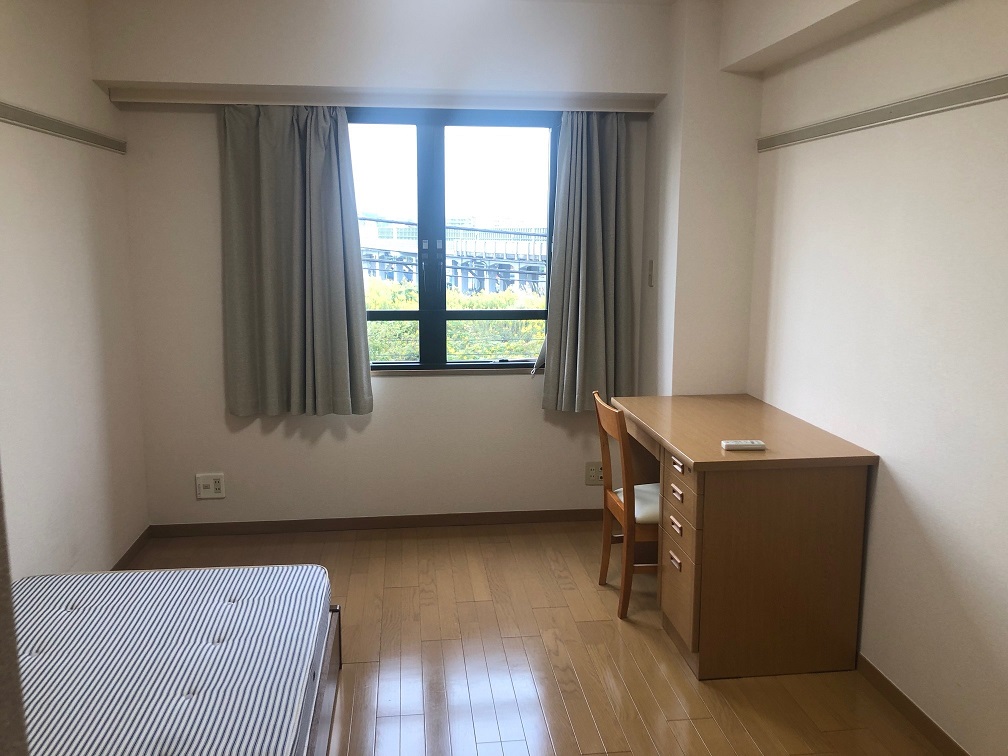 部屋（ウイングエバラ）