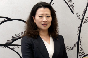 woman_ek