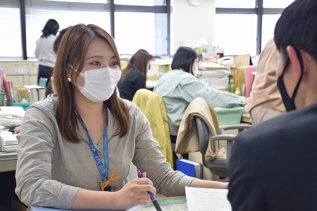 峰　由貴　2014年入社