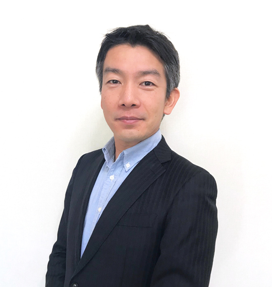 日本生命保険相互会社<br>健康経営推進部 健康経営推進課長<br>田中 学 様<br> 日本生命保険相互会社<br>健康経営推進部 健康経営推進課長<br>田中 学 様<br>