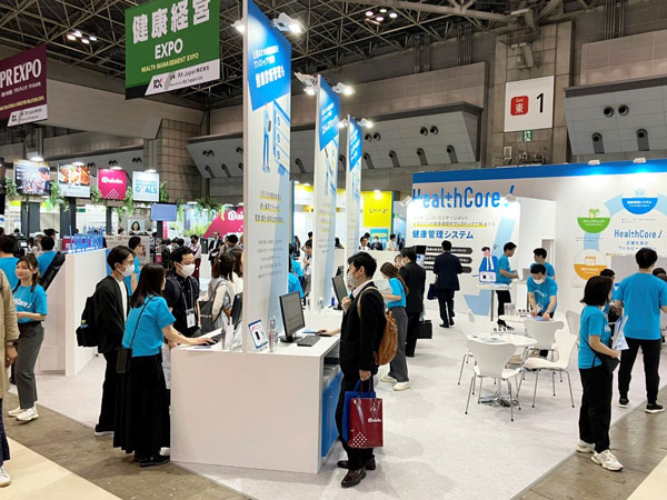 実画面を操作いただきながら、サービスをご紹介