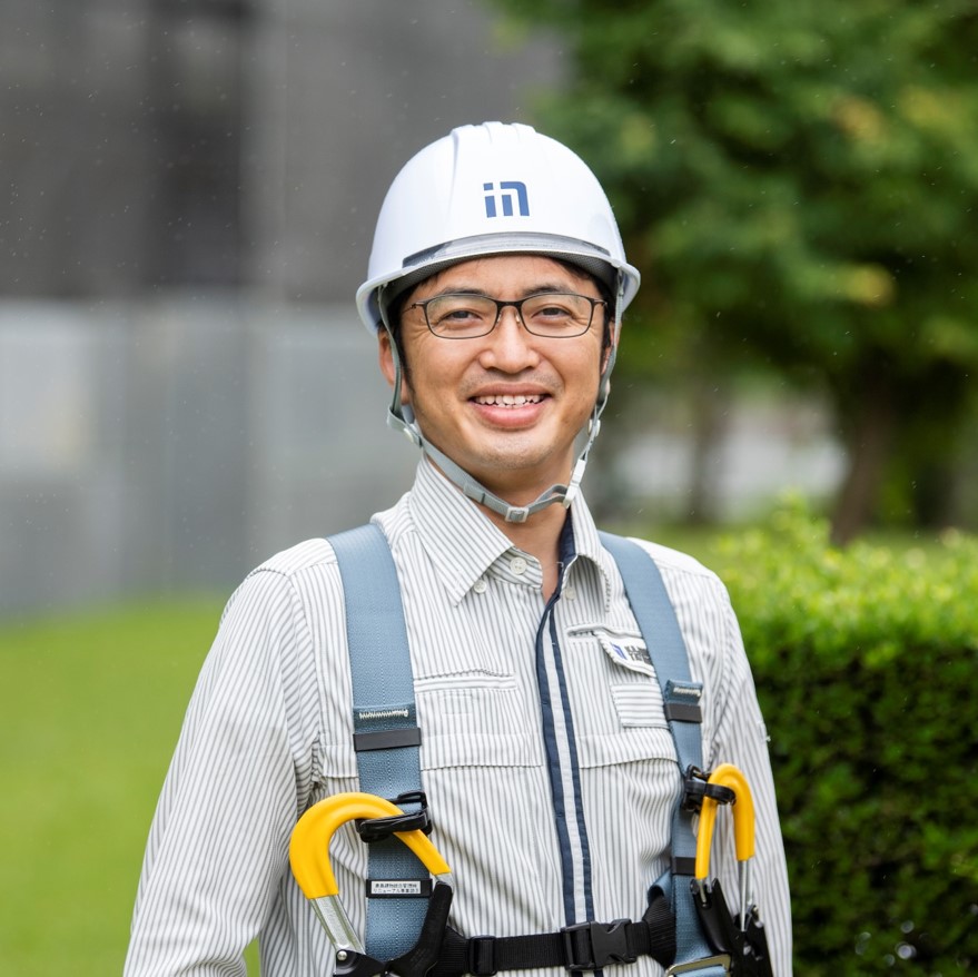 リニューアル工事の専門部署にて、建築・電気・衛生・空調の各種リニューアル工事や、建物劣化診断による修繕計画の作成などに携わります。
通常の建物管理では携われない大規模な工事の経験を積むことができます。


