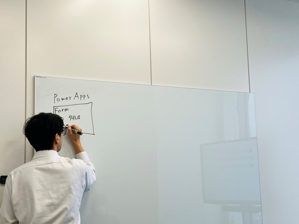 社内製作アプリに関するレクチャー