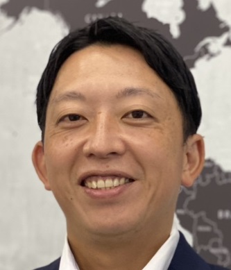 2002年入社