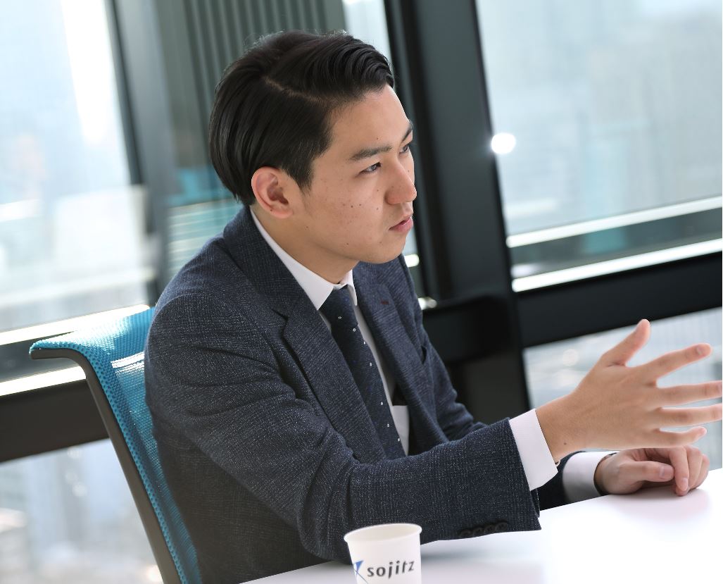 投資マネジメント部　井出 喜文
