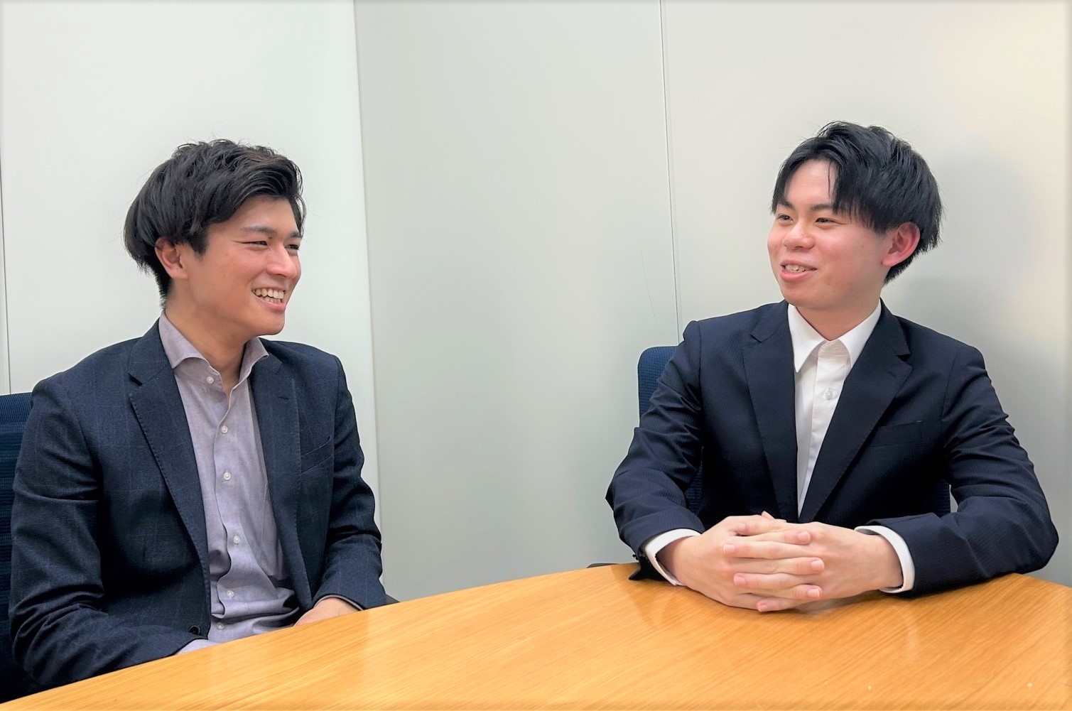 クロスーク01│ユーシーカード株式会社 新卒採用サイト